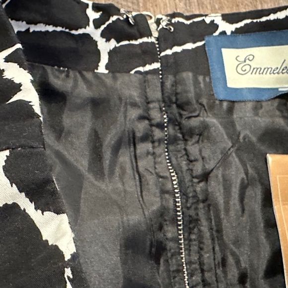 Emmelee Womens Pencil Skirt Size Small Black White Animal Print Zip up New - Picture 4 of 8